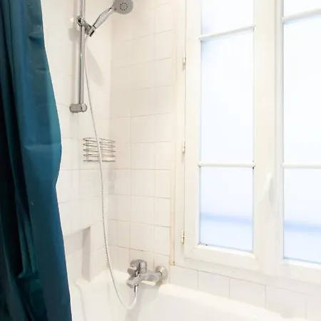 Apartment Hostnfly - Superb Warm And Bright Apt Batignolles Paris
